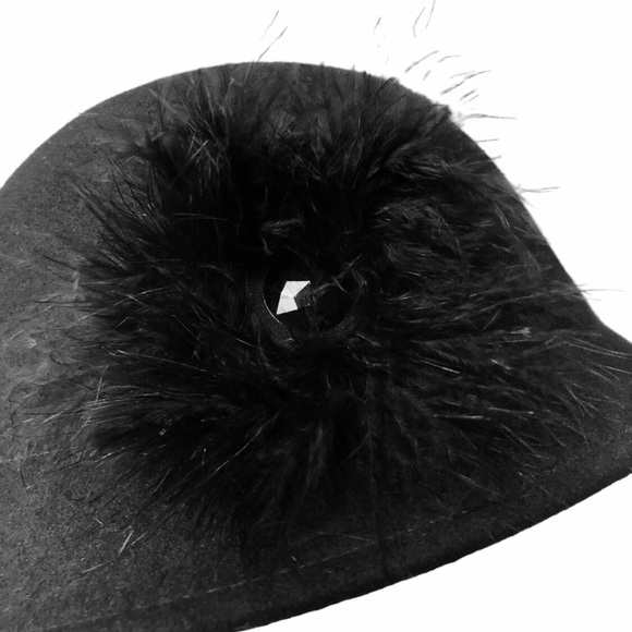 Croft & Barrow Black Wool Cloche Hat - Picture 4 of 11